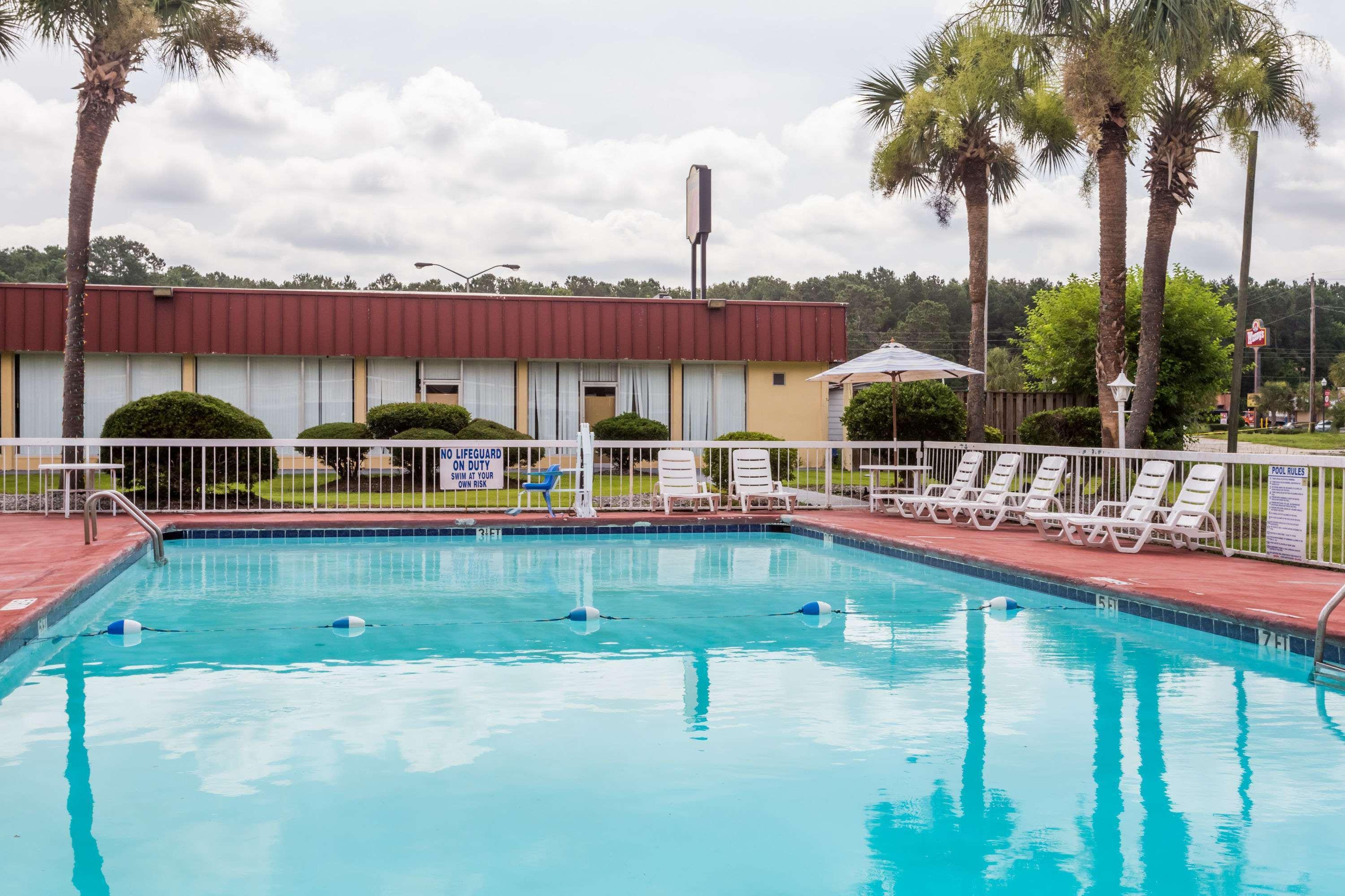 Super 8 By Wyndham Hardeeville - Savannah North Exterior foto