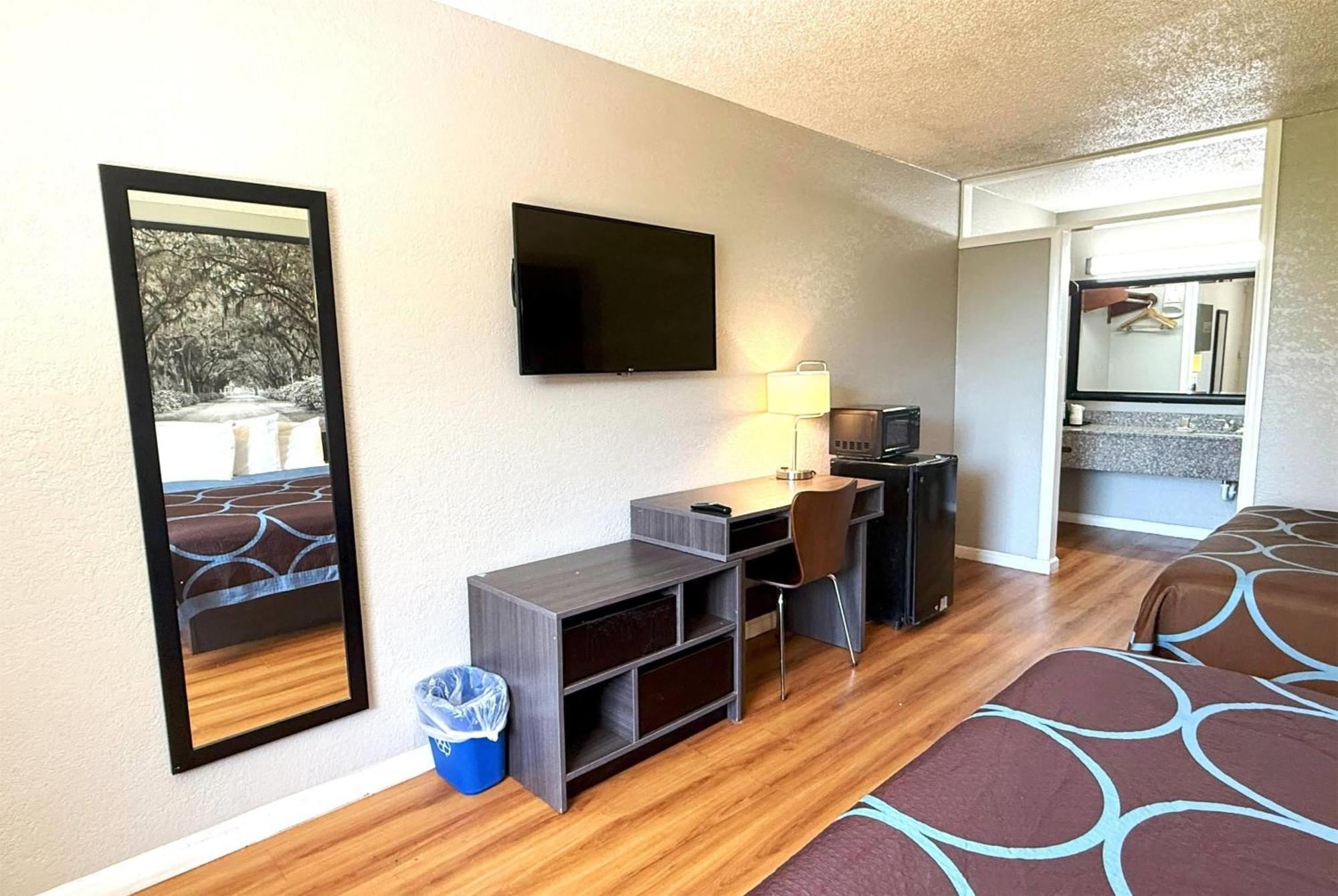 Super 8 By Wyndham Hardeeville - Savannah North Exterior foto